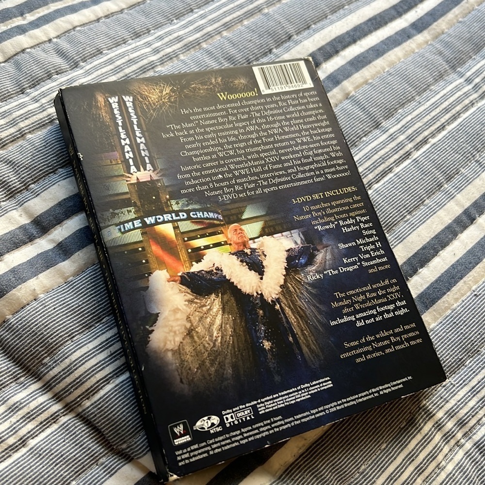 WWE Ric Flair 3 Disc DVD Set - Picture 3 of 3